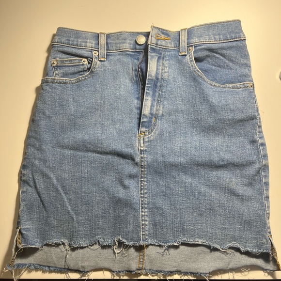 Aritizia Denim Skirt - Picture 1 of 3